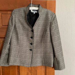 Jones Studio tweed jacket